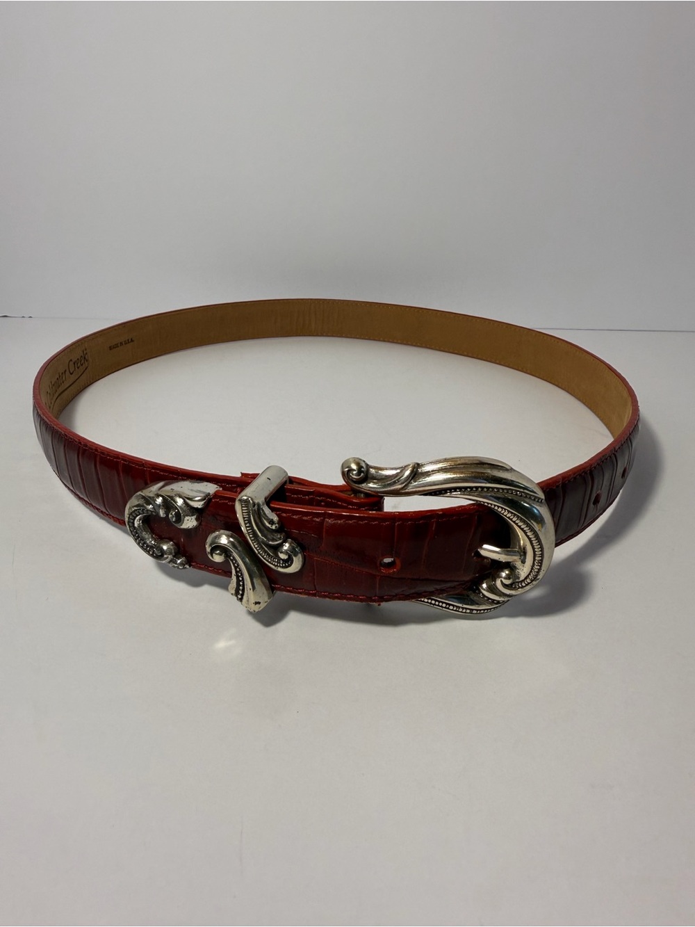 Vintage Coldwater Creek Red Crocodile Embossed Leather Western Belt Size M